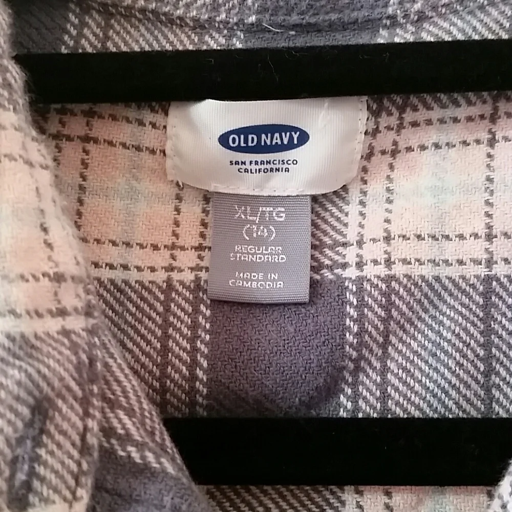 Old Navy. Girl's Plaid Shirt. Size XL (14).